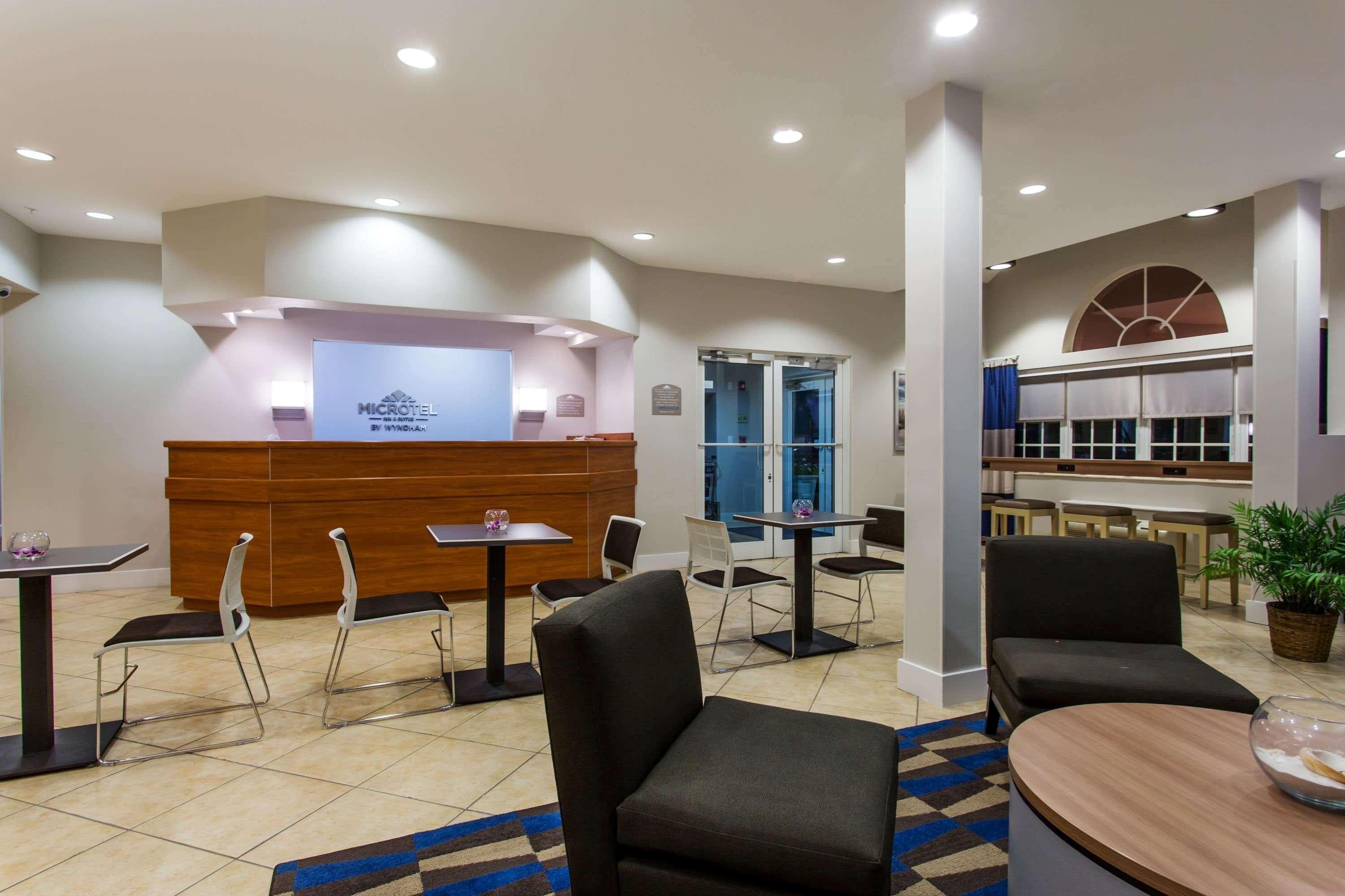 Microtel Inn & Suites By Wyndham Port Charlotte Punta Gorda Eksteriør bilde