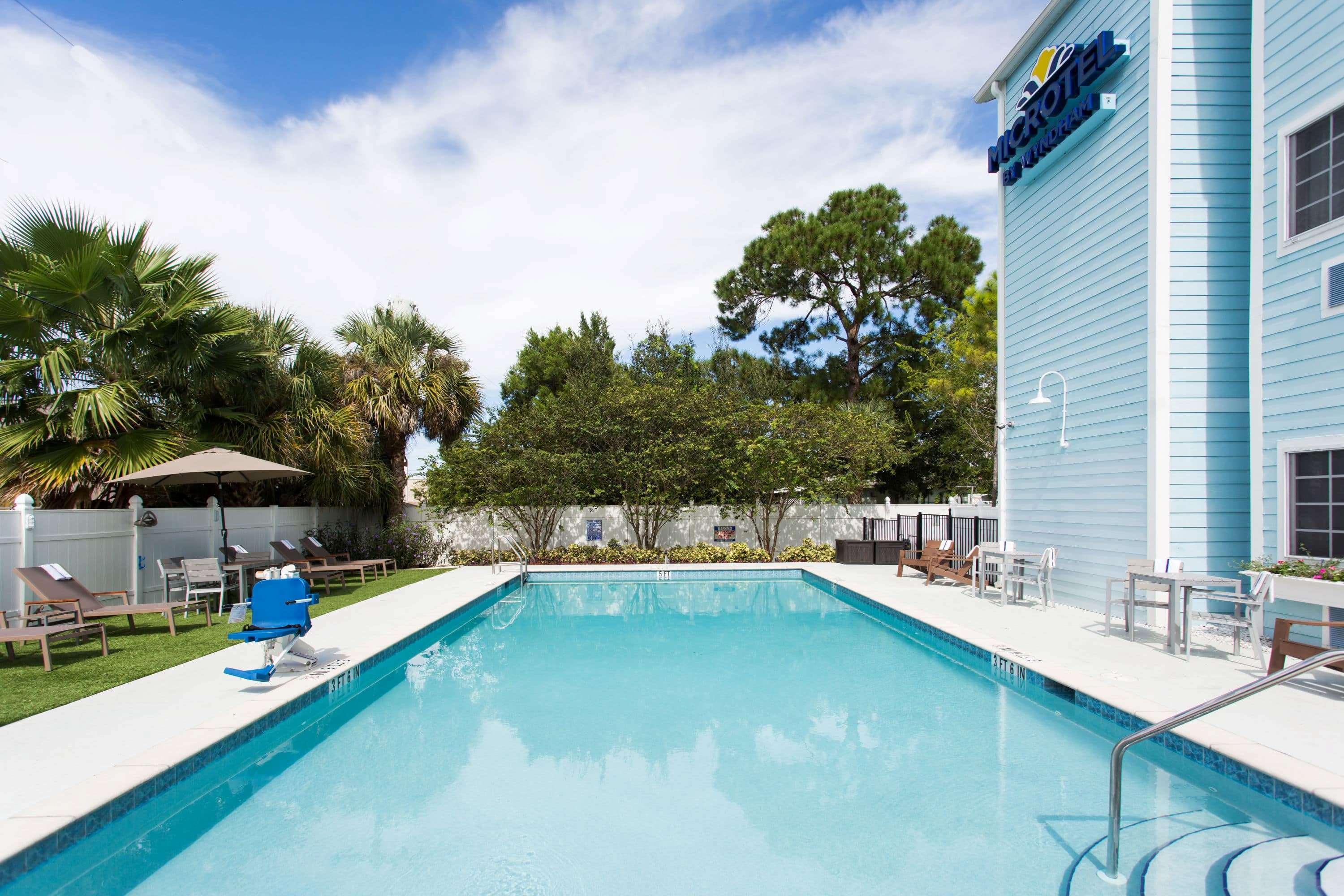 Microtel Inn & Suites By Wyndham Port Charlotte Punta Gorda Eksteriør bilde